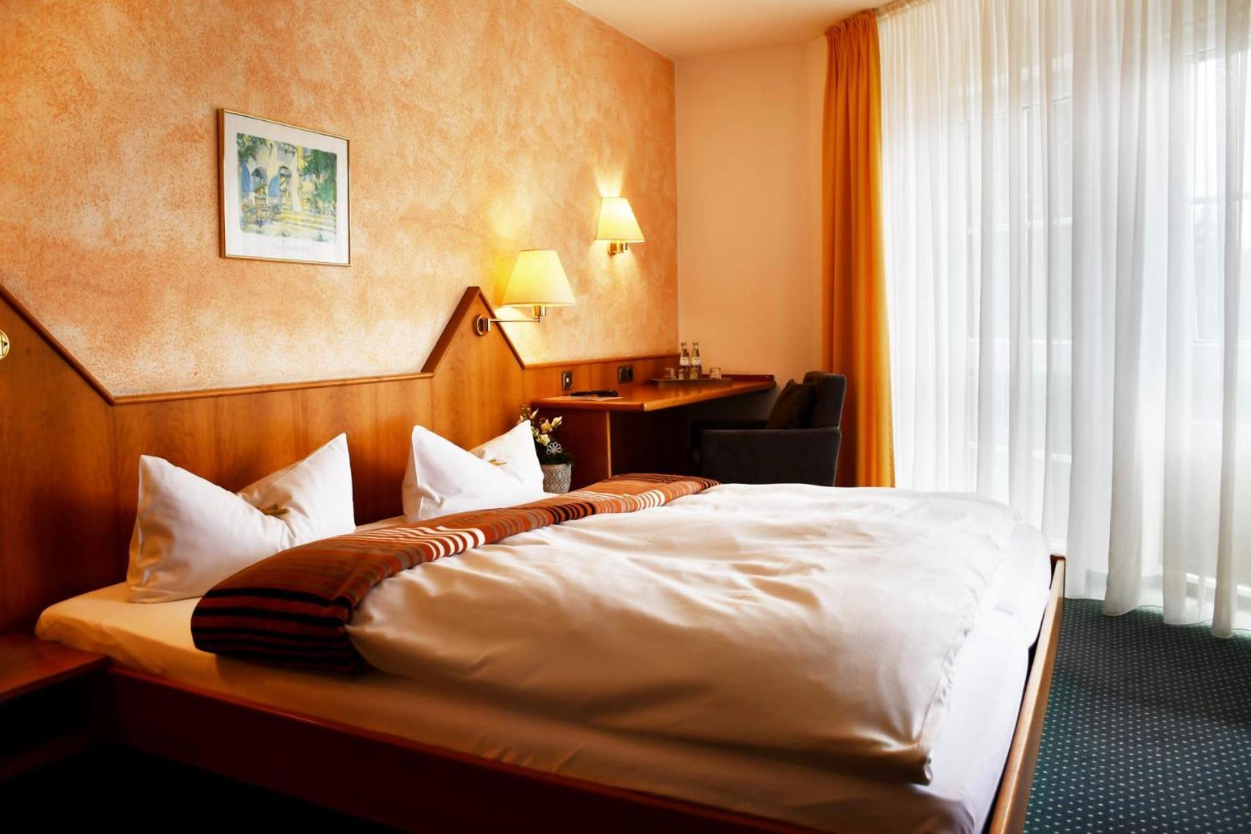 Hotel Schoene Aussicht Gießen 外观 照片
