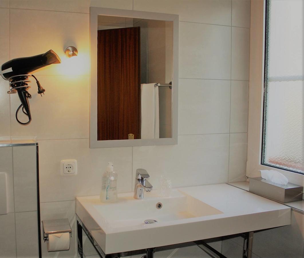 Hotel Schoene Aussicht Gießen 外观 照片